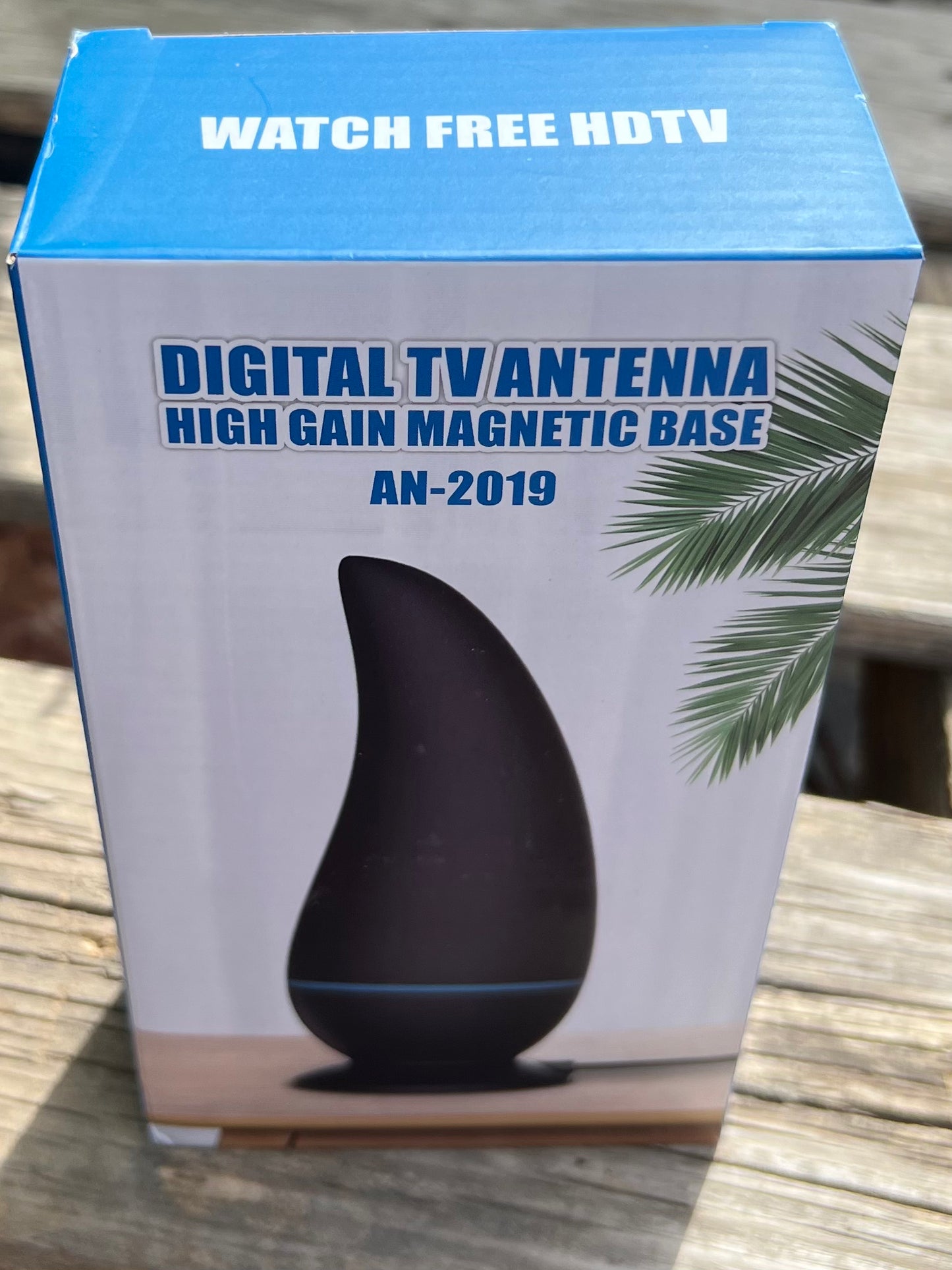 Indoor Digital TV Antenna – Long & Low Range Signal Reception | Magnetic Base.